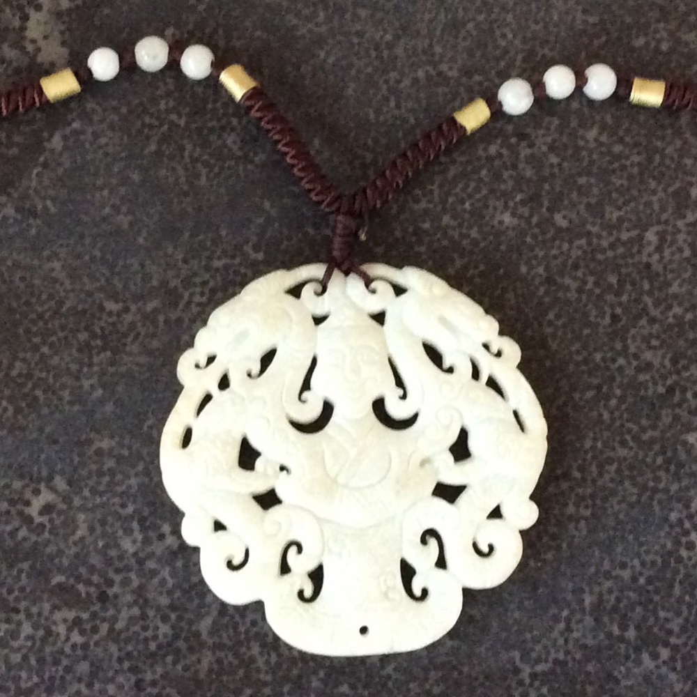 👺 Large White Carved Stone Pendant Necklace